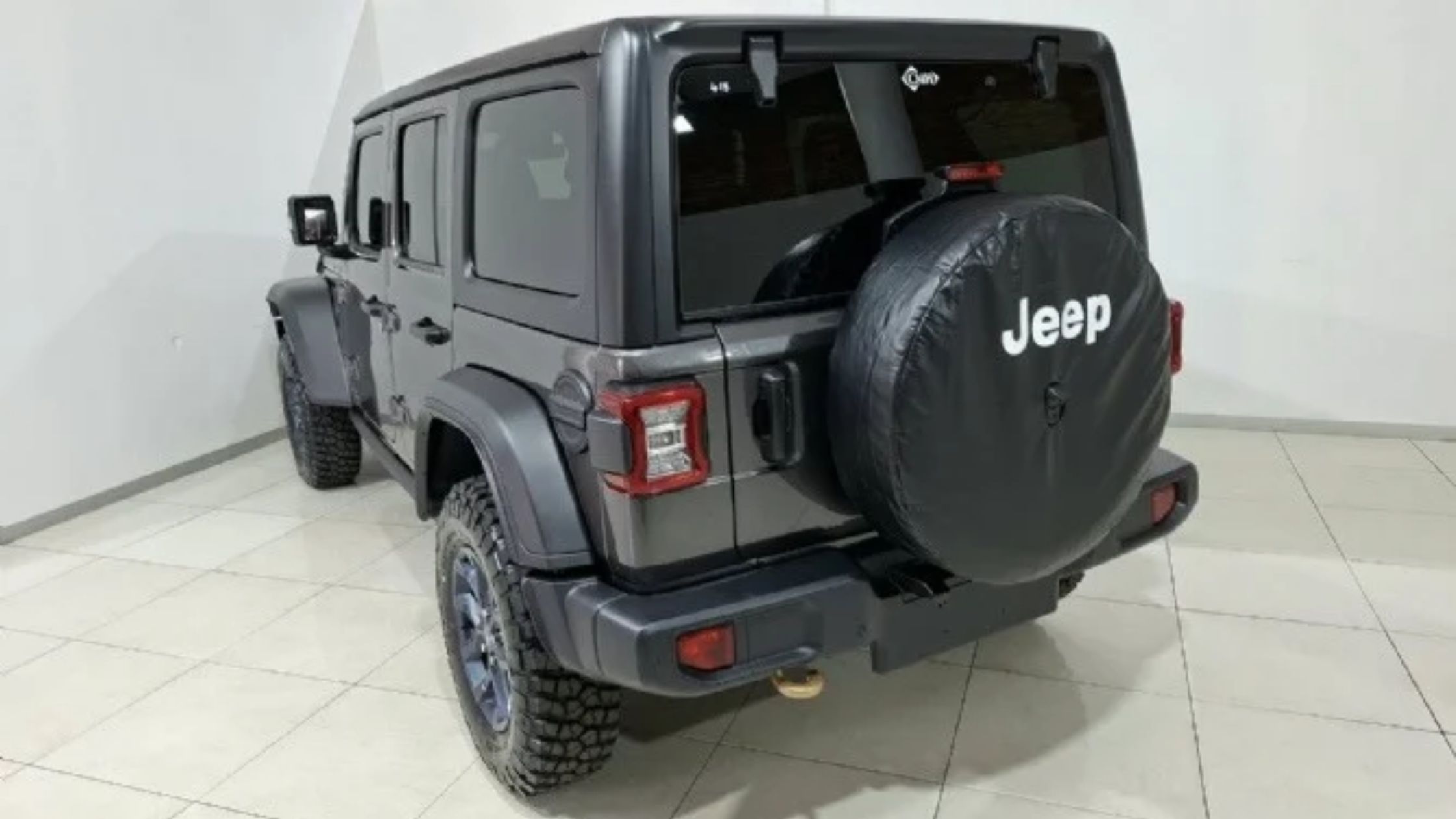JEEP 85TH EDITION WRANGLER IMAGE THREE